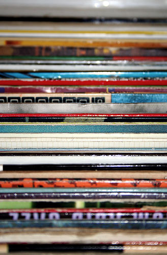 vinyl-spines